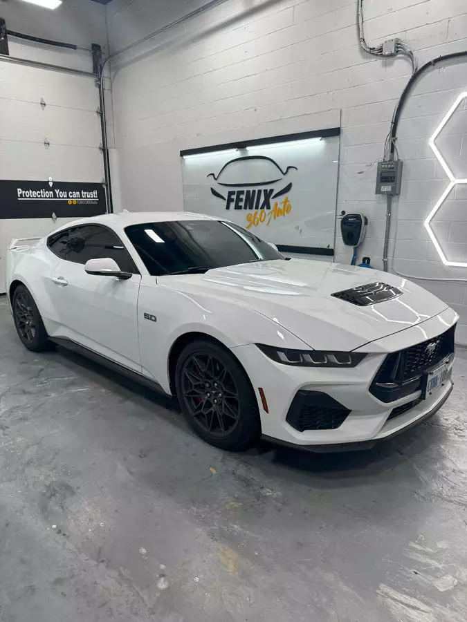 Automotive window tinting service in Hamilton Ontario by Fenix360Auto